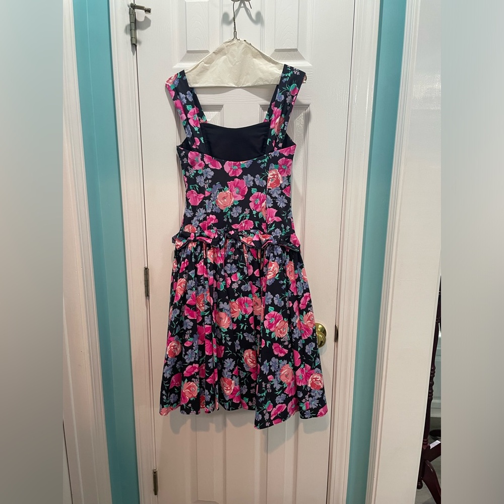 Vintage 80’s Laura Ashley Spring Floral Dress - Picture 3 of 11